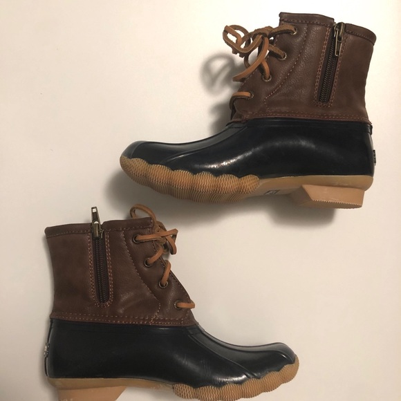 girls sperry saltwater boots